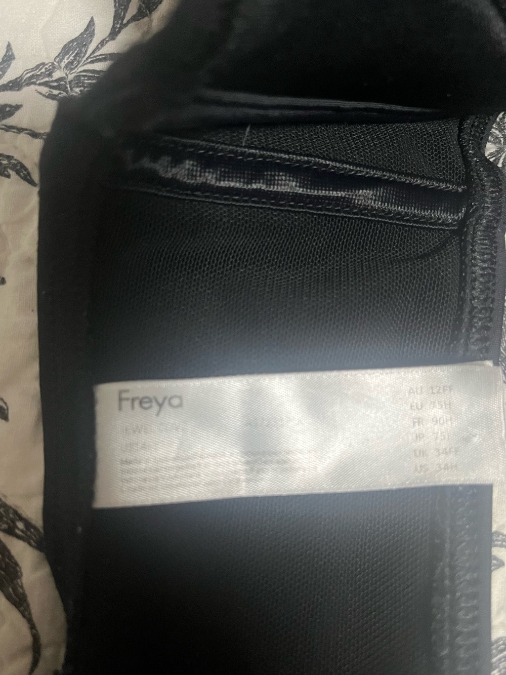 Freya Black Full Coverage Support Bra - Lightweight Comfort 34H - Picture 5 of 5